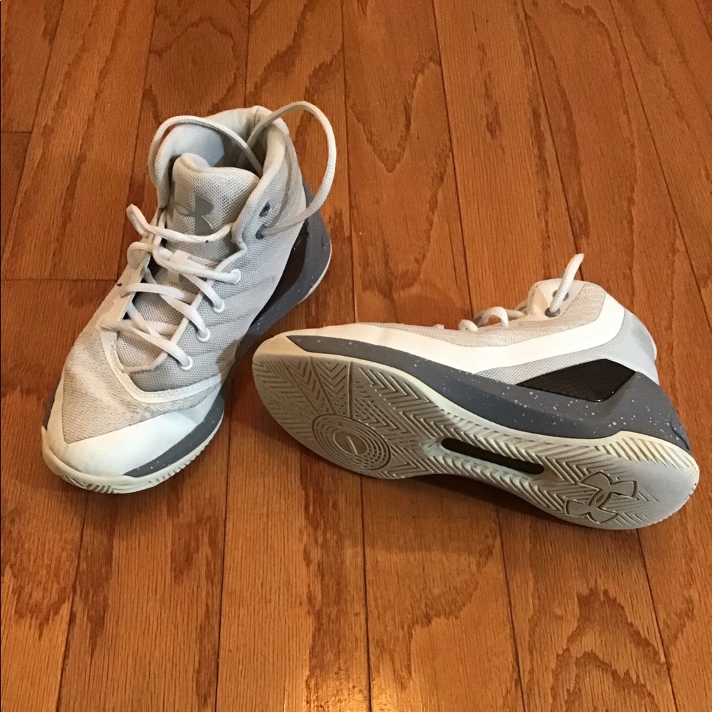 Boys sneakers